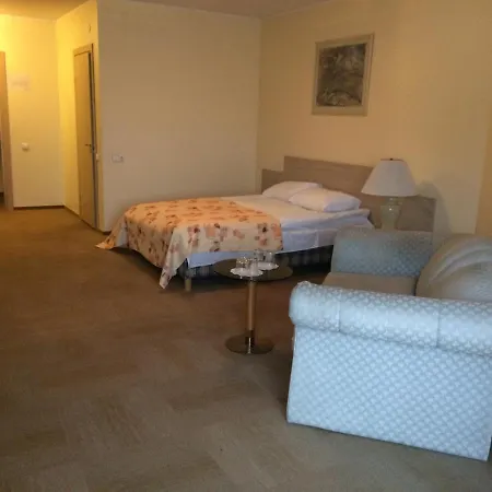 Motel Paradise 3*